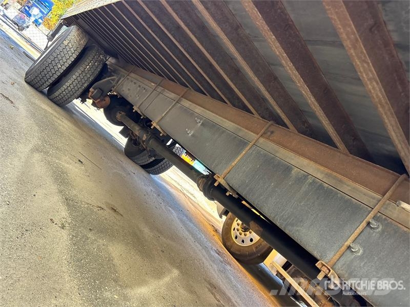 Freightliner M2 106 4x2 Van Truck Camiones caja cerrada