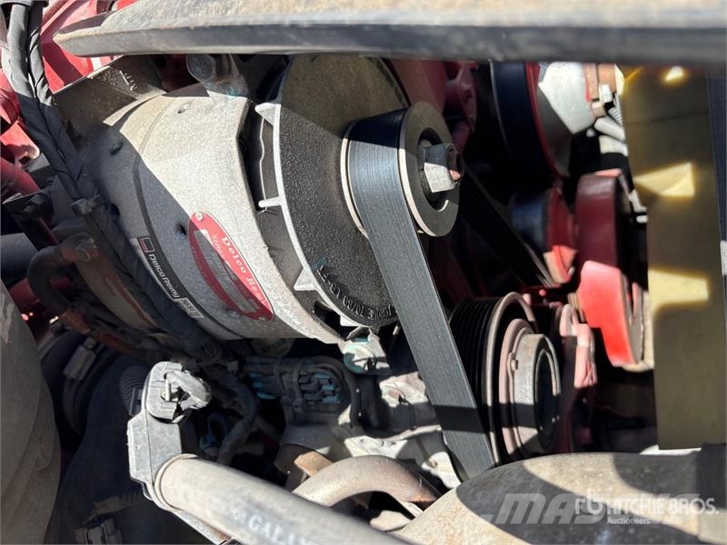 Freightliner M2 106 4x2 Van Truck (Inoperable) Kapali kasa kamyonlar