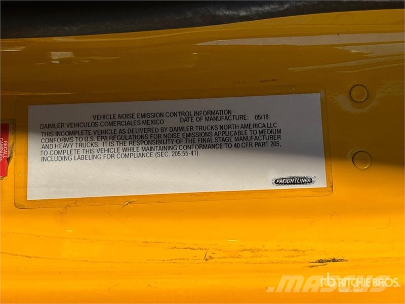 Freightliner M2 106 4x2 Van Truck Camiones caja cerrada