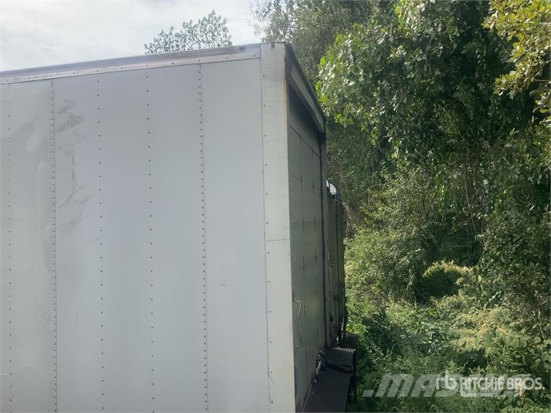 Freightliner M2 106 4x2 Van Truck (Inoperable) Samochody ciężarowe ze skrzynią zamkniętą