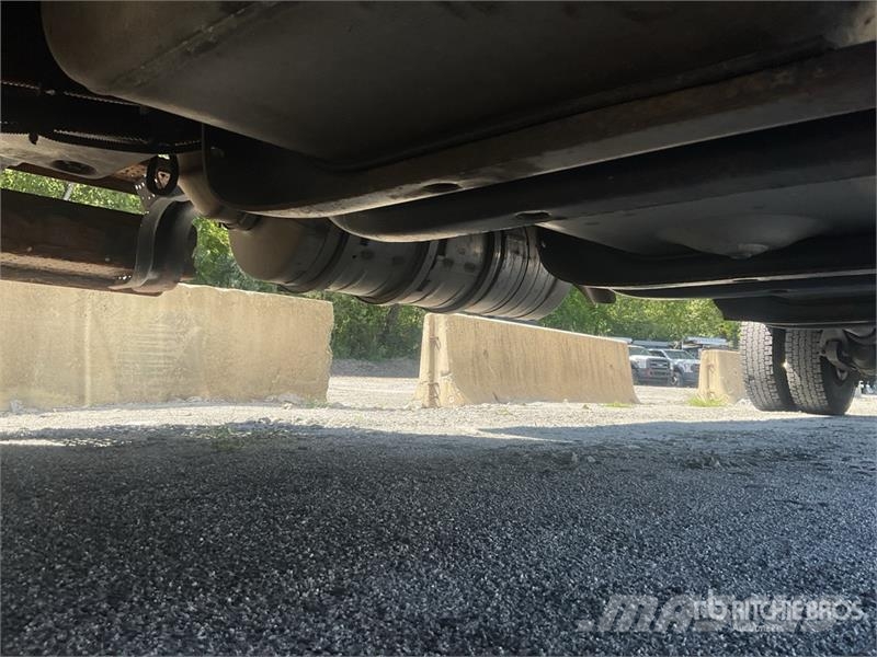 Freightliner M2 106 4x2 Van Truck Φορτηγά Κόφα