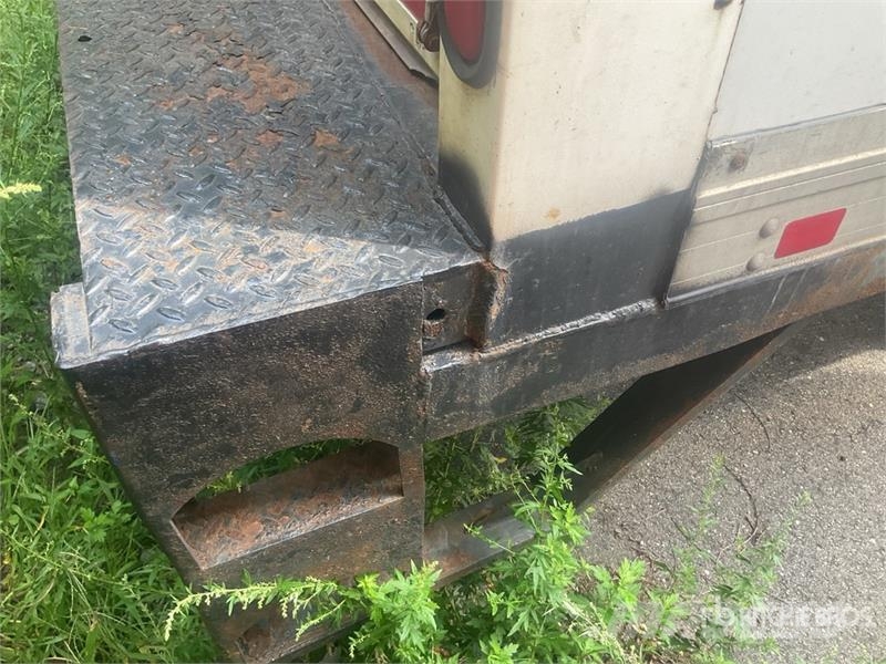 Freightliner M2 106 4x2 Van Truck (Inoperable) Samochody ciężarowe ze skrzynią zamkniętą