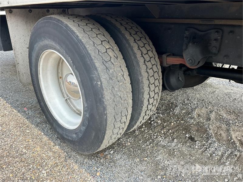 Freightliner M2 106 4x2 Van Truck Furgons