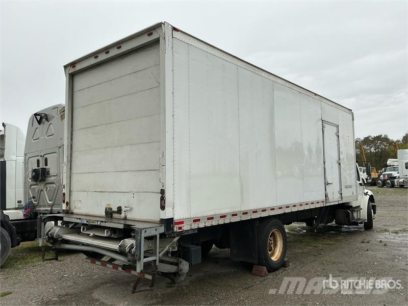 Freightliner M2 106 4x2 Van Truck (Inoperable) Umpikorikuorma-autot