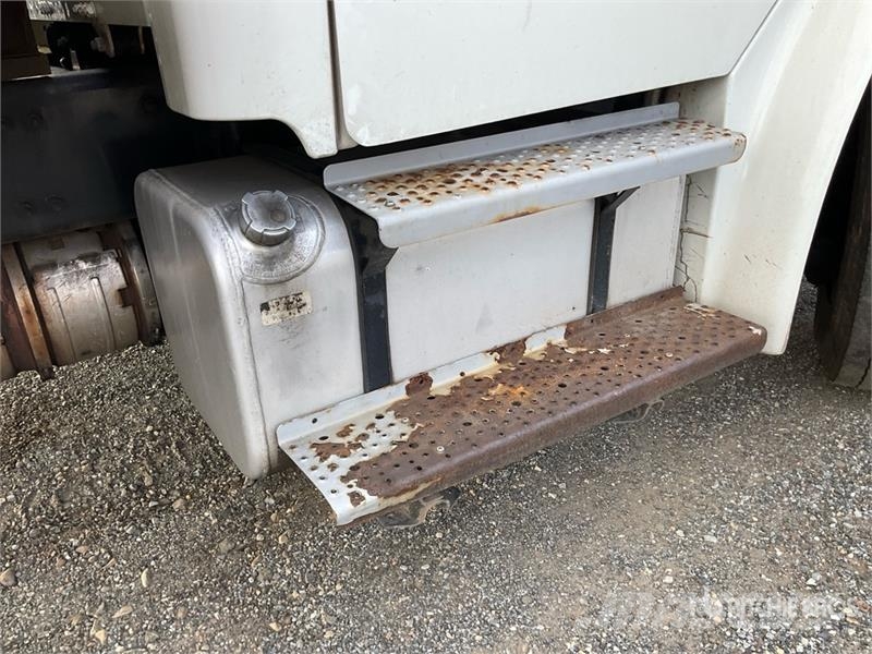 Freightliner M2 106 4x2 Van Truck ボックスボディー、ウイング、箱車