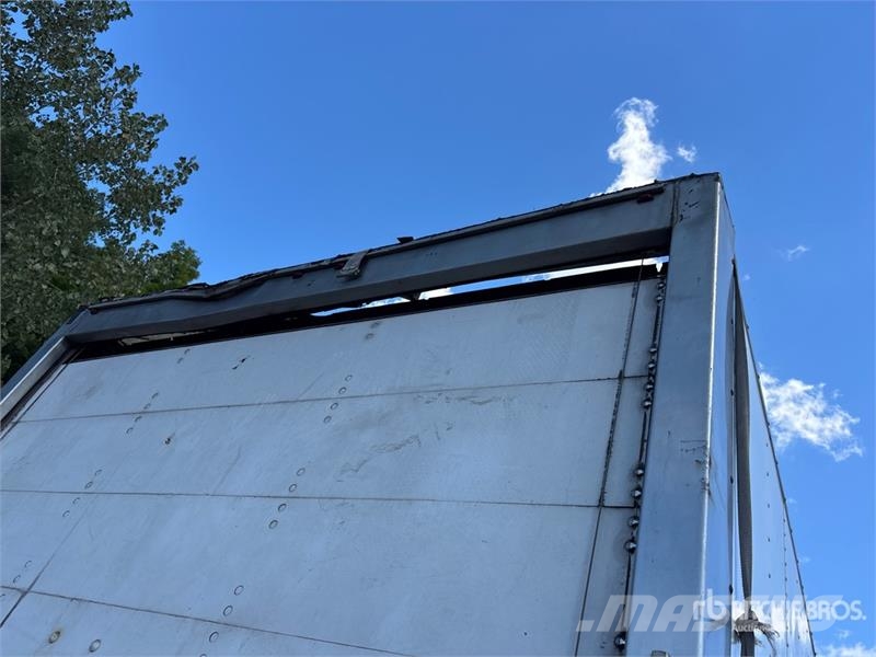 Freightliner M2 106 4x2 Van Truck (Inoperable) Kapali kasa kamyonlar