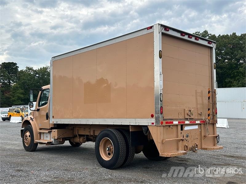 Freightliner M2 106 4x2 Van Truck Camion Fourgon