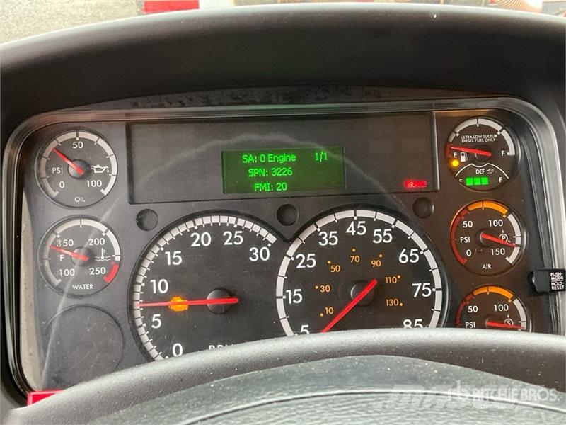 Freightliner M2 106 4x2 Van Truck Camion cassonati