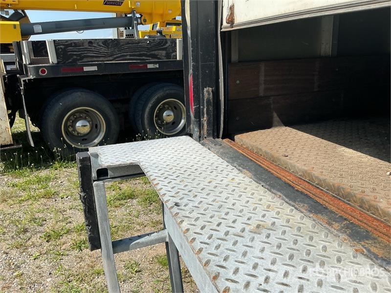 Freightliner M2 106 4x2 Van Truck (Inoperable) Sunkvežimiai su dengtu kėbulu