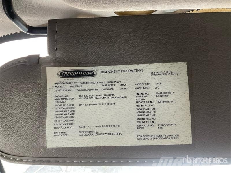 Freightliner M2 106 4x2 Van Truck 貨箱式卡車