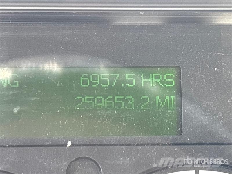 Freightliner M2 106 4x2 Van Truck Camion Fourgon