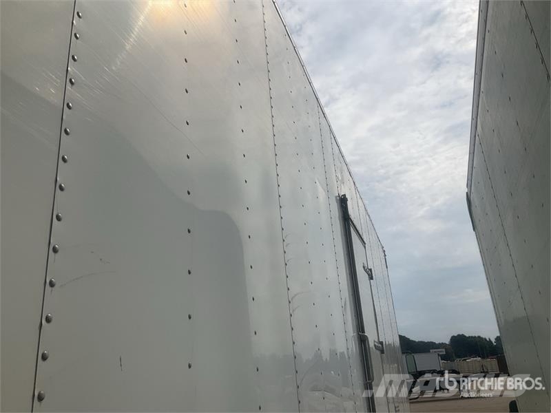 Freightliner M2 106 4x2 Van Truck (Inoperable) Samochody ciężarowe ze skrzynią zamkniętą