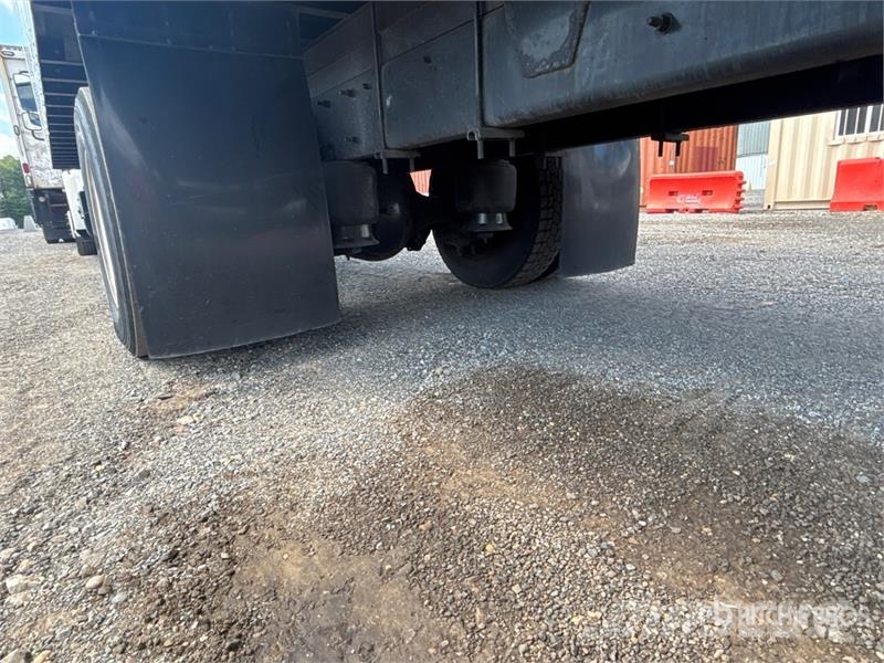 Freightliner M2 106 4x2 Van Truck Camion Fourgon