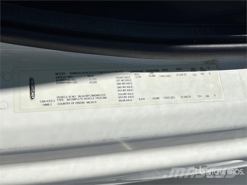 Freightliner M2 106 4x2 Van Truck Box trucks