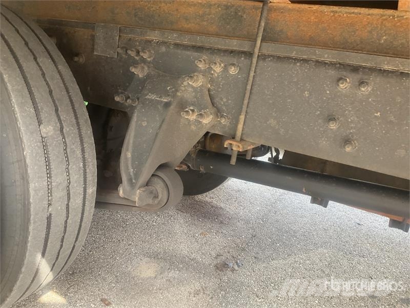 Freightliner M2 106 4x2 Van Truck (Inoperable) Samochody ciężarowe ze skrzynią zamkniętą