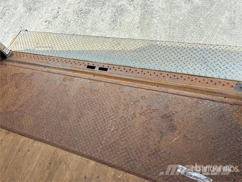 Freightliner M2 106 4x2 Van Truck Box body trucks