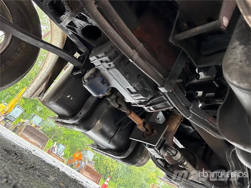 Freightliner M2 106 4x2 Grapple Truck Grijpers