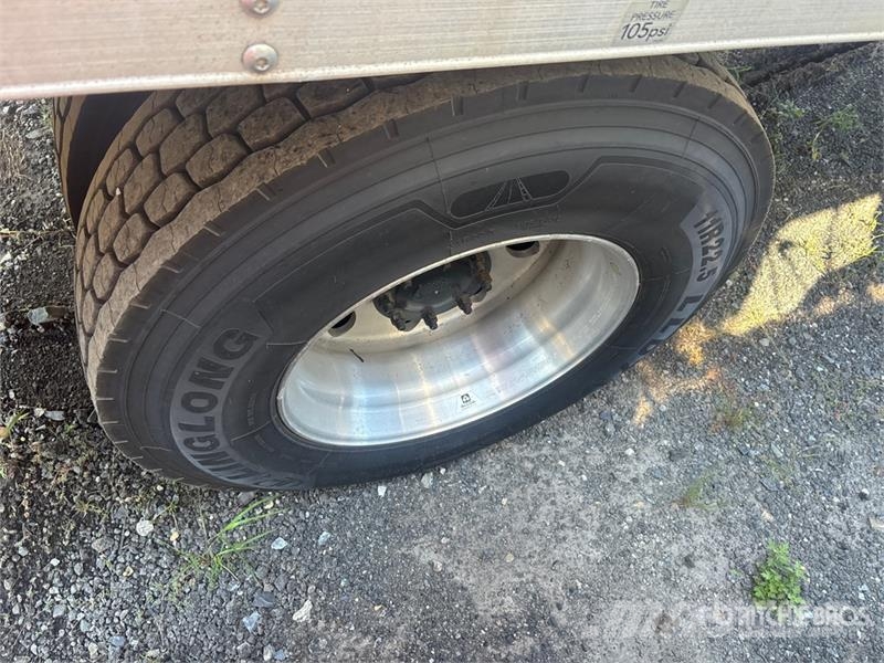 Freightliner M2 106 4x2 Van Truck (Inoperable) Camion cassonati