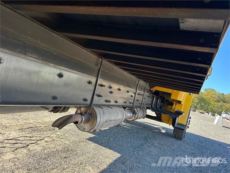 Freightliner M2 106 4x2 Van Truck Camiones caja cerrada