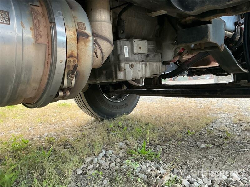 Freightliner M2 106 4x2 Van Truck Dobozos teherautók