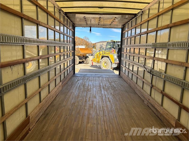Freightliner M2 106 4x2 Van Truck Box trucks