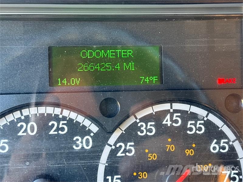 Freightliner M2 106 4x2 Van Truck Camiones caja cerrada