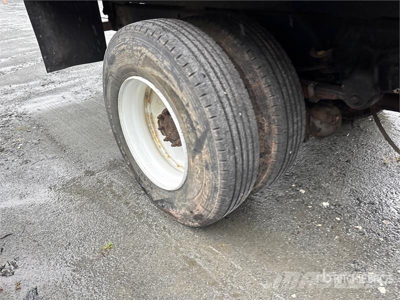 Freightliner M2 106 4x2 Grapple Truck Grijpers