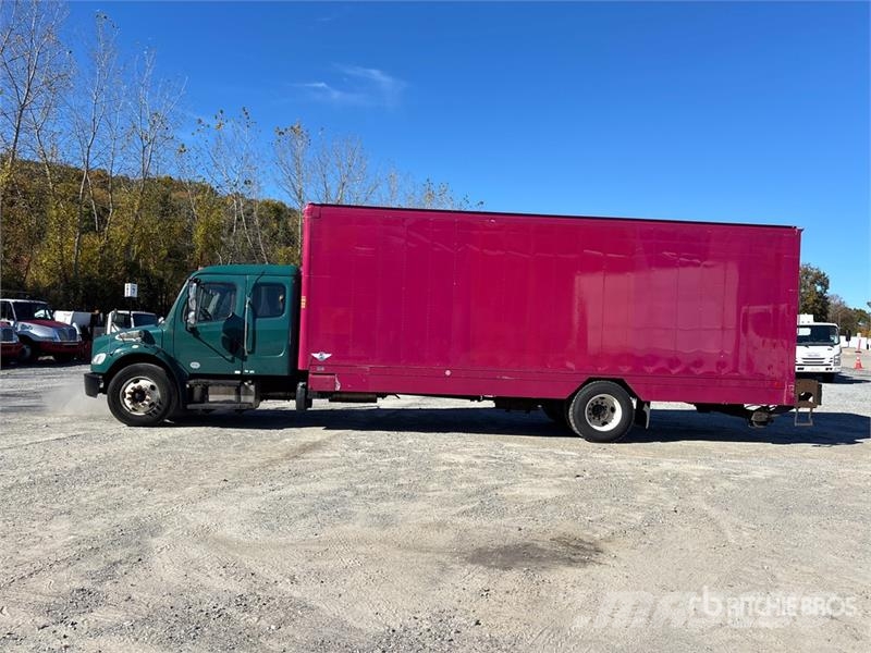 Freightliner M2 106 4x2 Moving Extended Cab Van Truck Фургони