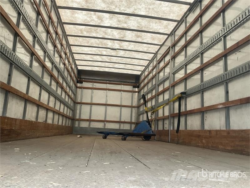 Freightliner M2 106 4x2 Van Truck Каросерии