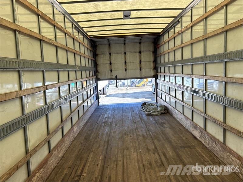 Freightliner M2 106 4x2 Van Truck Camiones caja cerrada