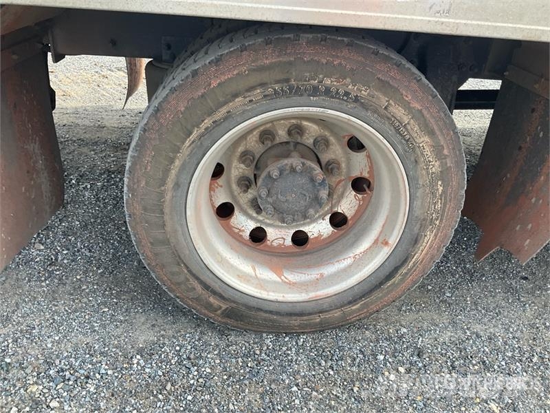 Freightliner M2 106 4x2 Rollback Truck 회수 차량