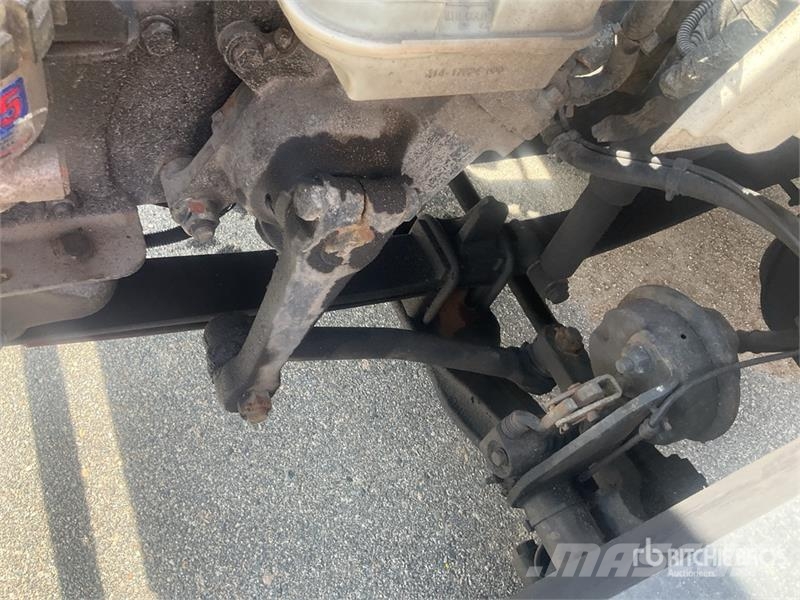 Freightliner M2 106 4x2 Van Truck (Inoperable) Samochody ciężarowe ze skrzynią zamkniętą
