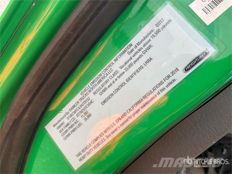 Freightliner M2 106 4x2 Rollback Truck 회수 차량