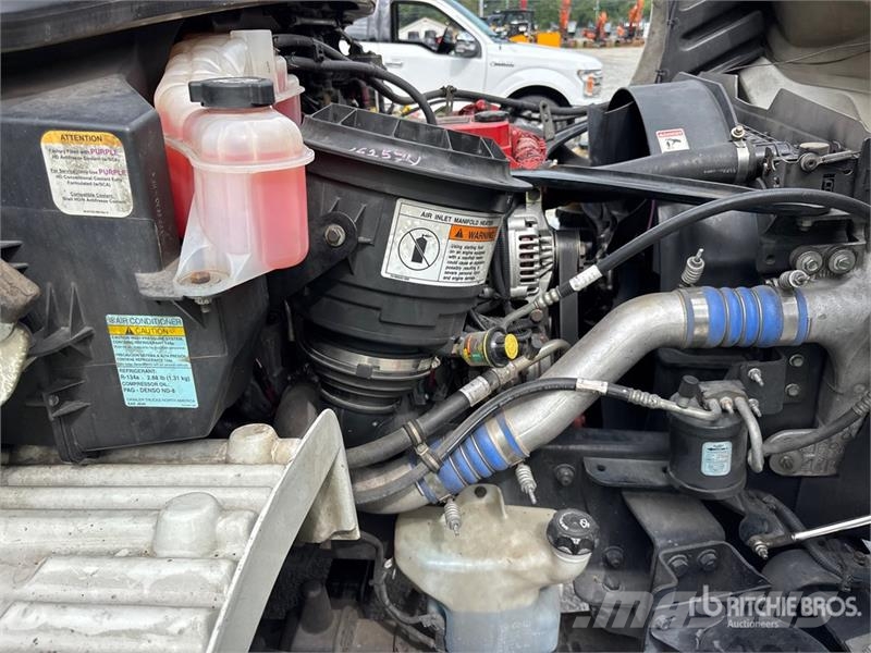 Freightliner M2 106 4x2 Extended Cab Tow Truck Hinausautot