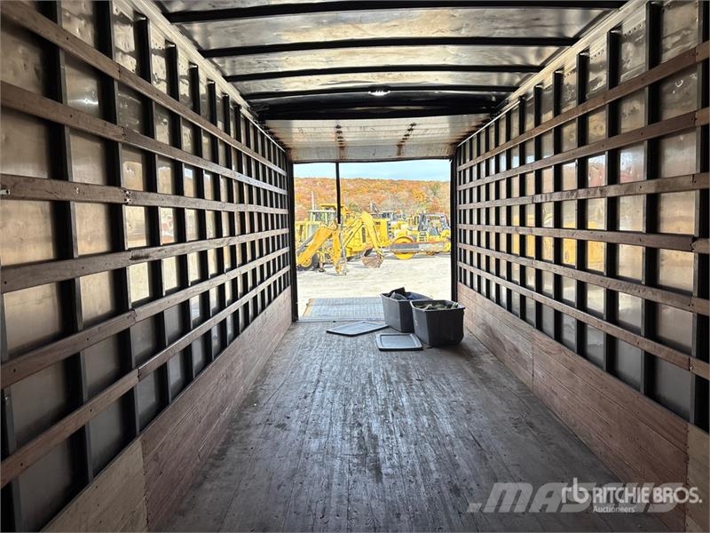 Freightliner M2 106 4x2 Van Truck Furgons