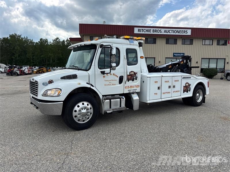 Freightliner M2 106 4x2 Extended Cab Tow Truck Hinausautot
