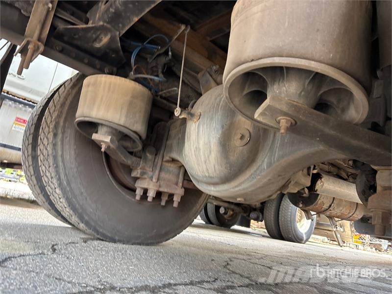 Freightliner M2 106 4x2 Van Truck (Inoperable) Kapali kasa kamyonlar