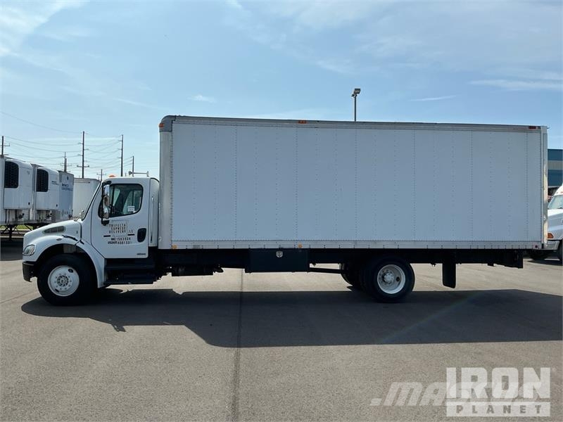 Freightliner M2 106 4x2 Van Truck Skriňová nadstavba