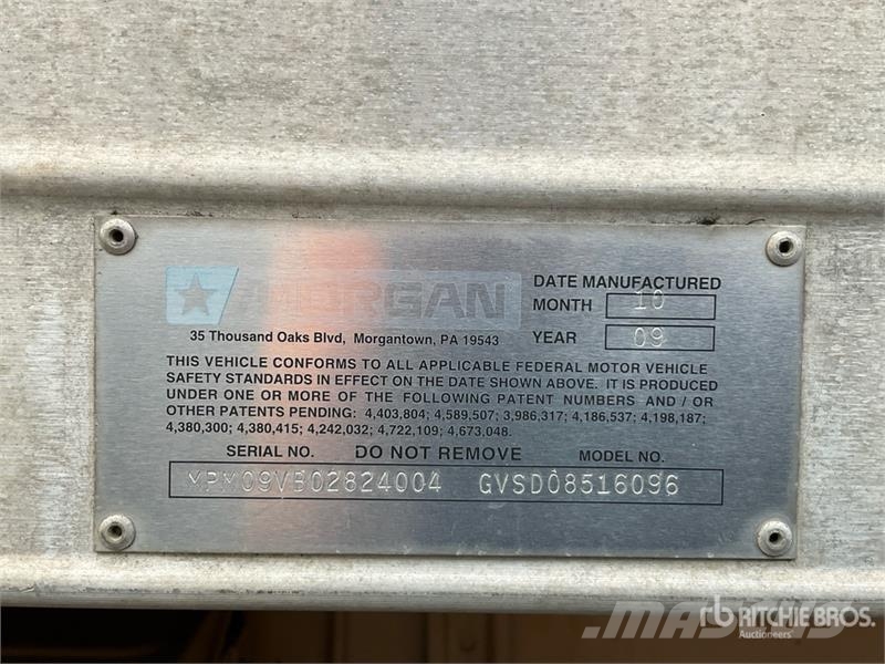 Freightliner M2 106 4x2 Van Truck Camion Fourgon