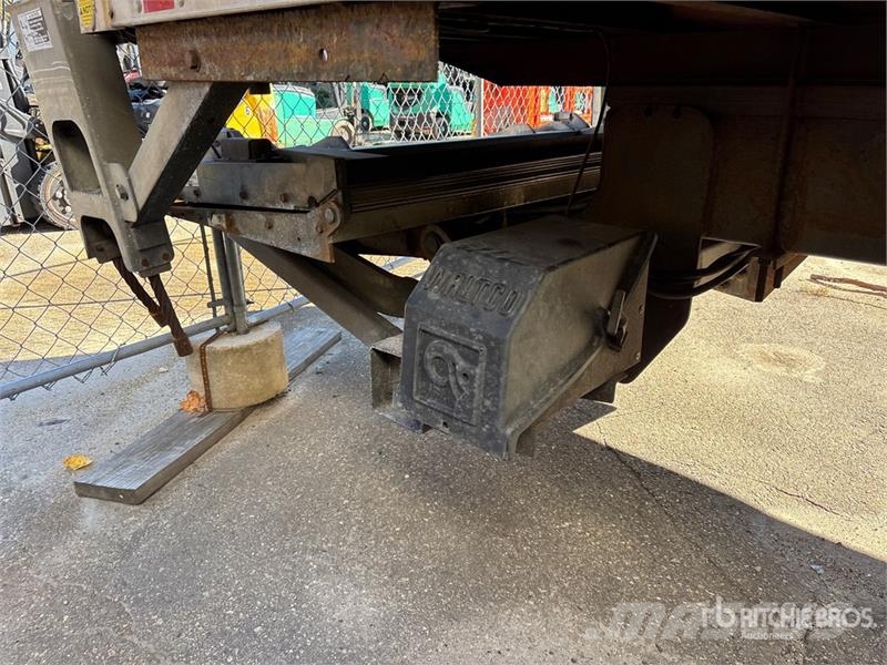 Freightliner M2 106 4x2 Van Truck Camiones caja cerrada