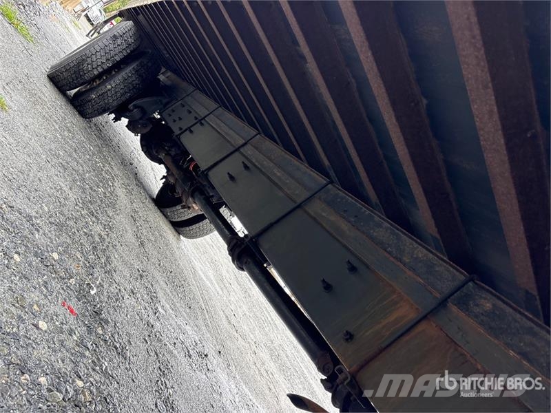 Freightliner M2 106 4x2 Van Truck Box trucks