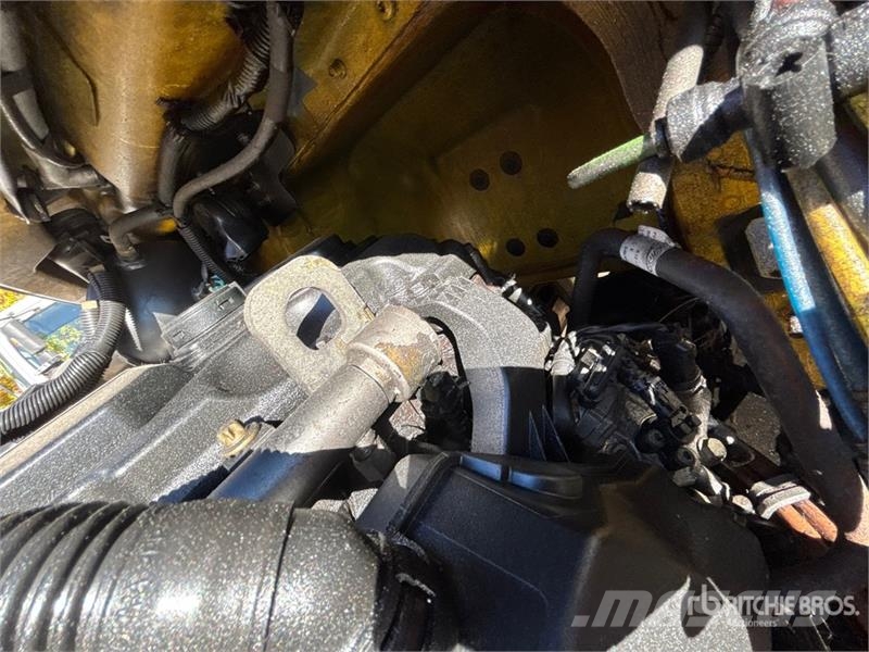Freightliner M2 106 4x2 Van Truck Camiones caja cerrada