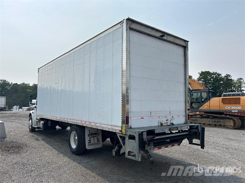 Freightliner M2 106 4x2 Van Truck Furgons