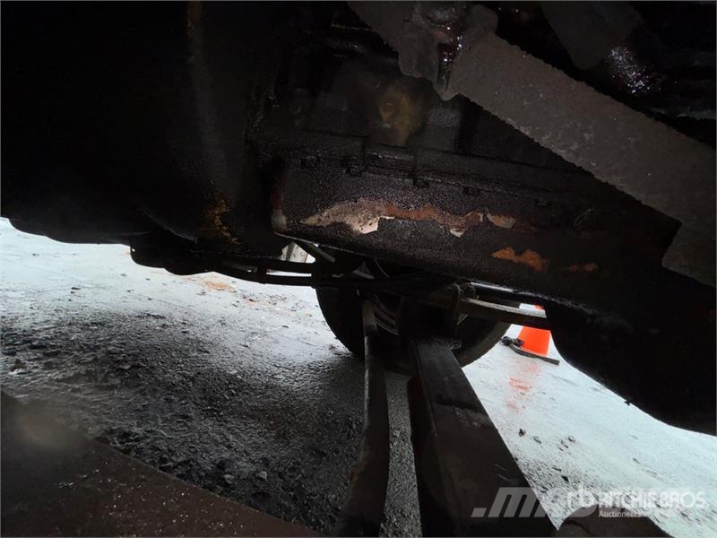 Freightliner M2 106 4x2 Grapple Truck Grijpers