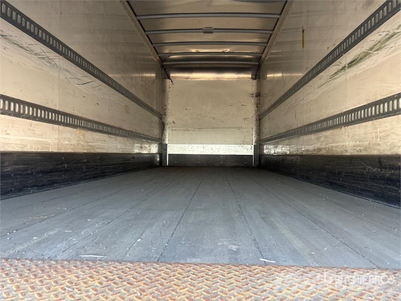 Freightliner M2 106 4x2 Van Truck Furgons