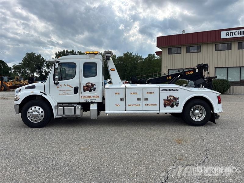 Freightliner M2 106 4x2 Extended Cab Tow Truck Hinausautot