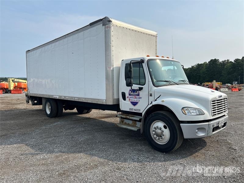Freightliner M2 106 4x2 Van Truck Furgons