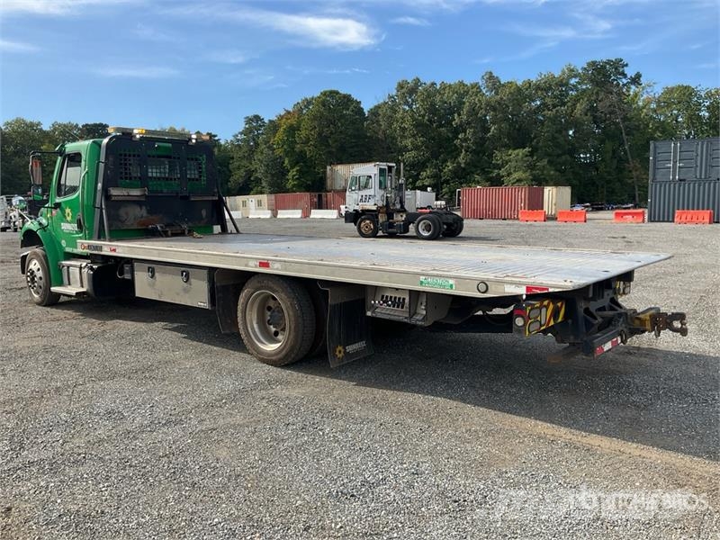 Freightliner M2 106 4x2 Rollback Truck 회수 차량