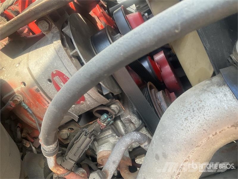 Freightliner M2 106 4x2 Van Truck (Inoperable) Samochody ciężarowe ze skrzynią zamkniętą