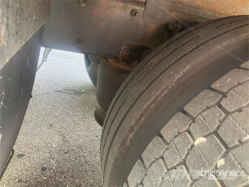 Freightliner M2 106 4x2 Van Truck (Inoperable) Samochody ciężarowe ze skrzynią zamkniętą